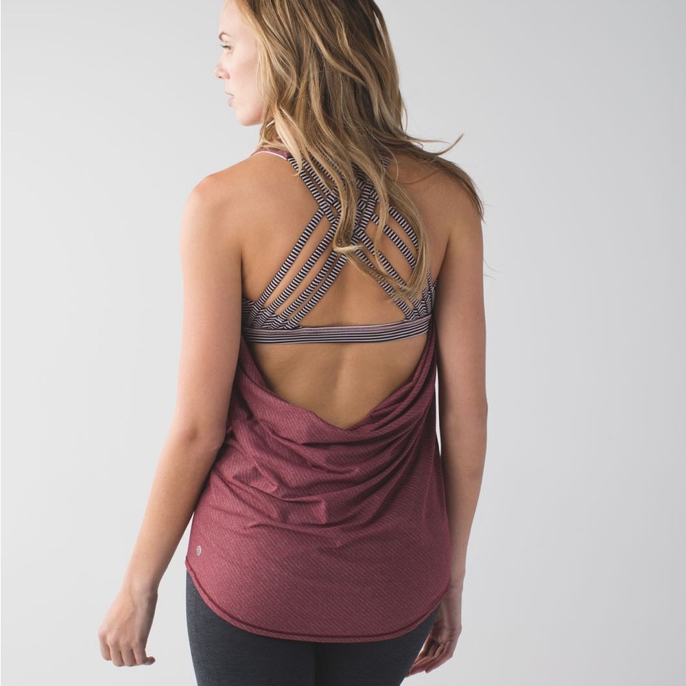 Lululemon Wild Tank
Heathered Wine Berry / Mini Pop Stripe Black Mink Berry